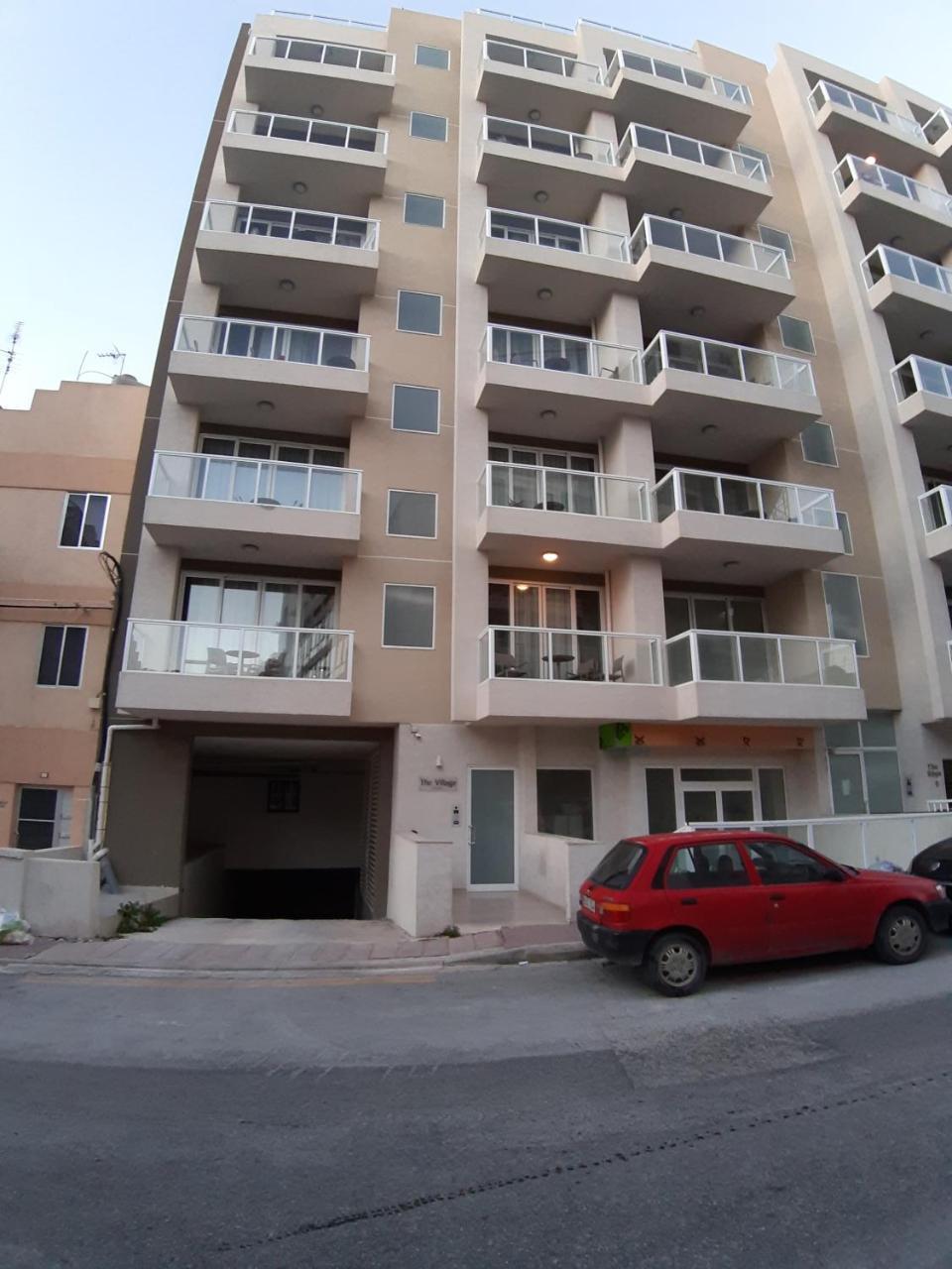 The Village Apartments خليج سانت بول المظهر الخارجي الصورة